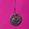 Perlseidenkette mit Auge-Münze (silber) - Innerwisdom-Shop, Tanja Brock 
